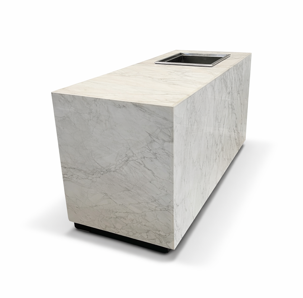 5537 Outdoor Server Station