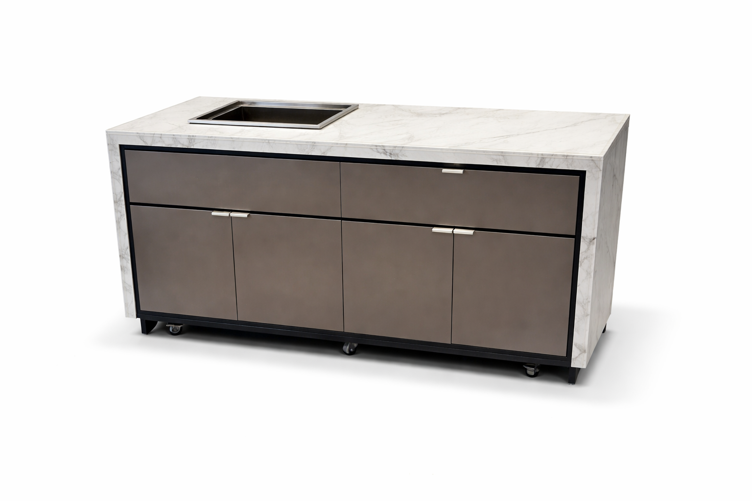 5537 Outdoor Server Station